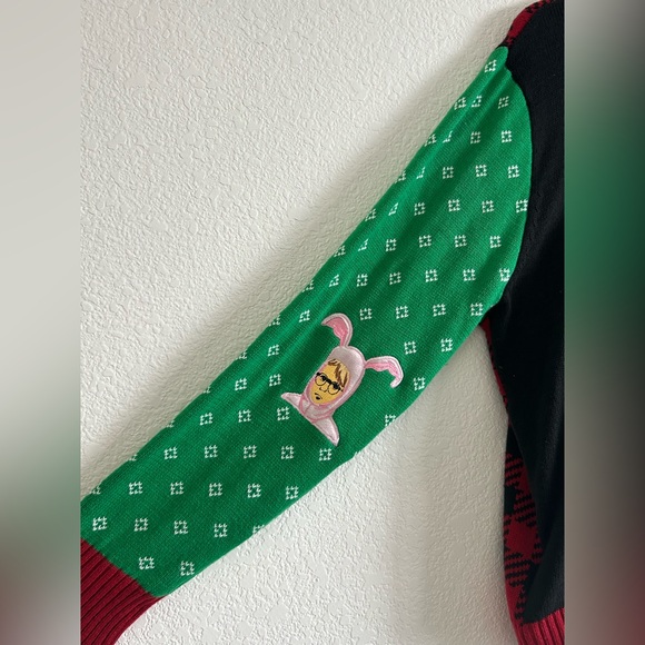 SPENCER’S Workshop A Christmas Story Light Up Wreath Christmas UGLY Sweater Sz M - Picture 3 of 10